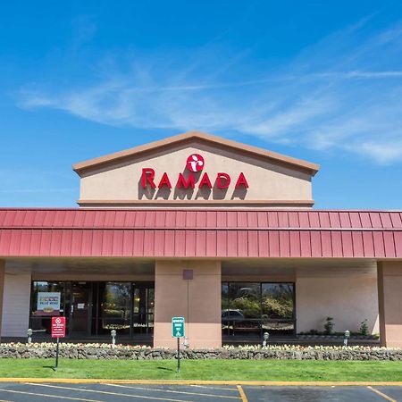 Ramada By Wyndham Medford Hotel & Conference Center المظهر الخارجي الصورة