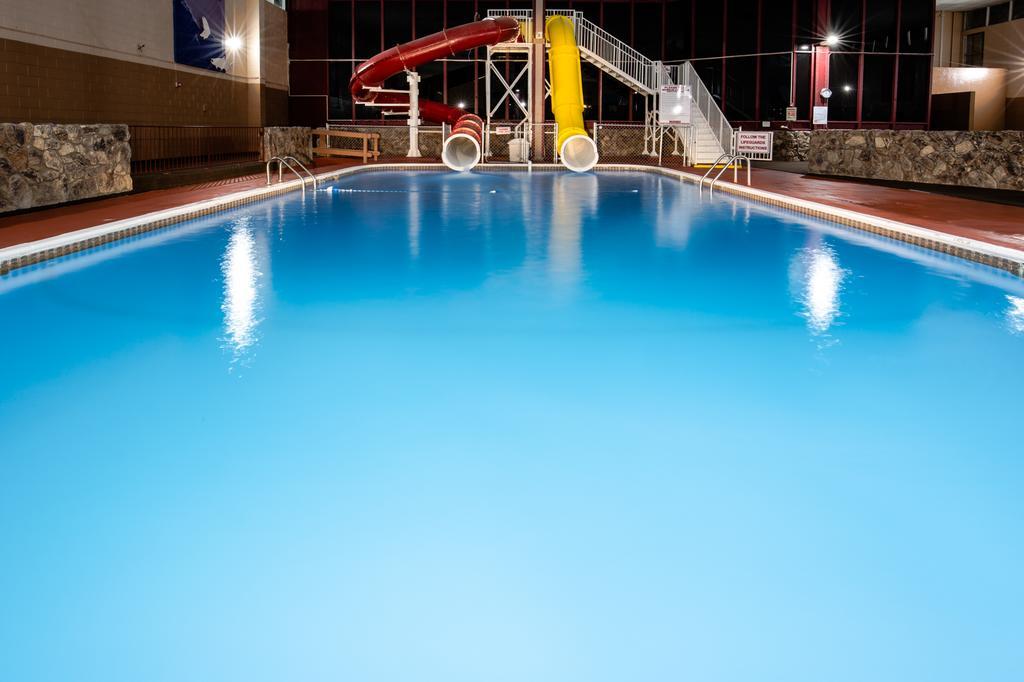Ramada By Wyndham Medford Hotel & Conference Center المظهر الخارجي الصورة